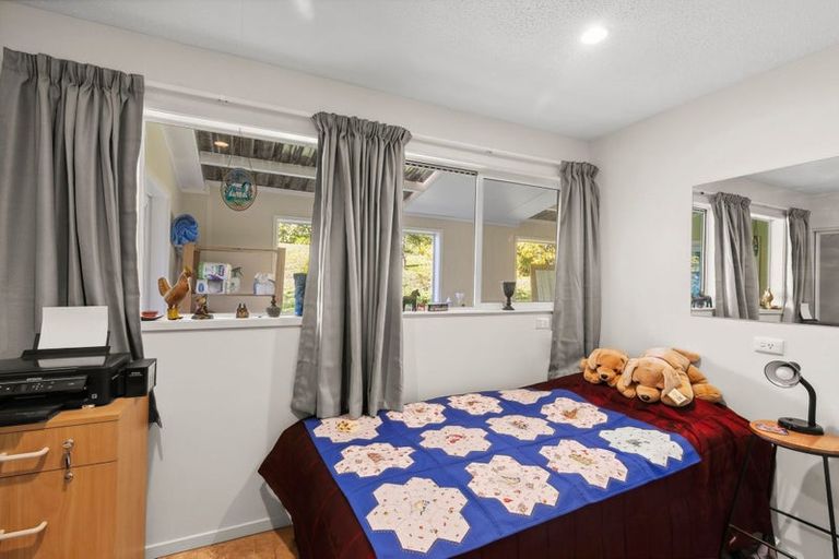 Photo of property in 34 Rangihaeata Road, Rangihaeata, Takaka, 7182