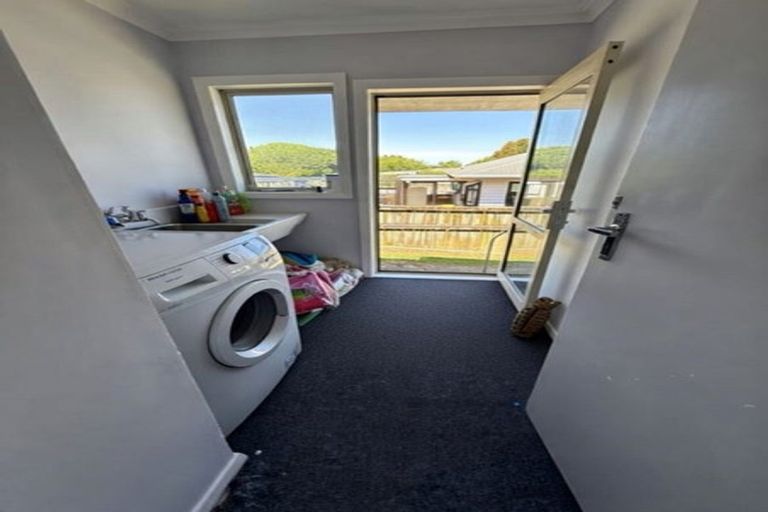 Photo of property in 3 Parakai Street, Paraparaumu, 5032