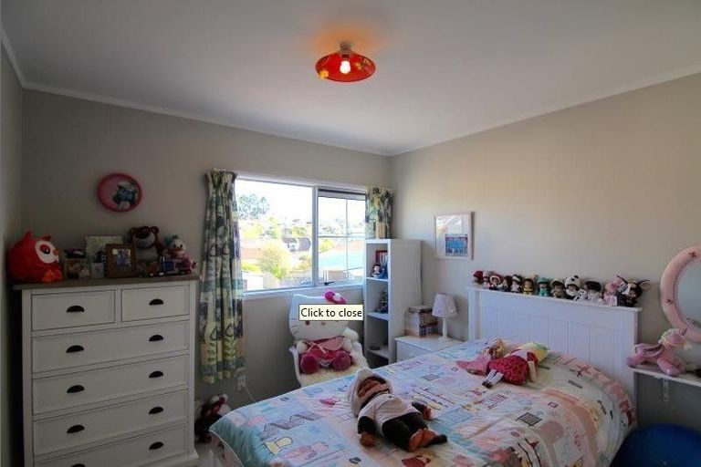 Photo of property in 1/10 Centorian Drive, Windsor Park, Auckland, 0632