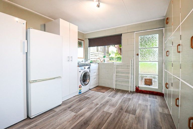 Photo of property in 2 Guy Street, Dannevirke, 4930
