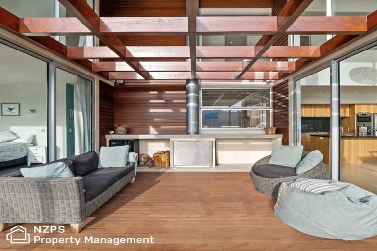 Photo of property in 8 Mission Cove, Company Bay, Dunedin, 9014