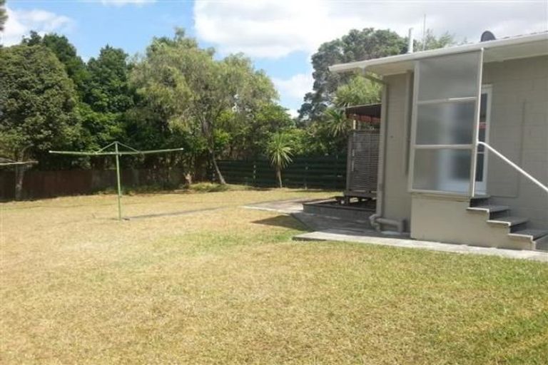 Photo of property in 2/56 Lynden Avenue, Hillcrest, Auckland, 0627