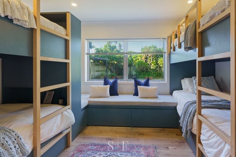 Photo of property in 155 Field Way, Waikanae Beach, Waikanae, 5036