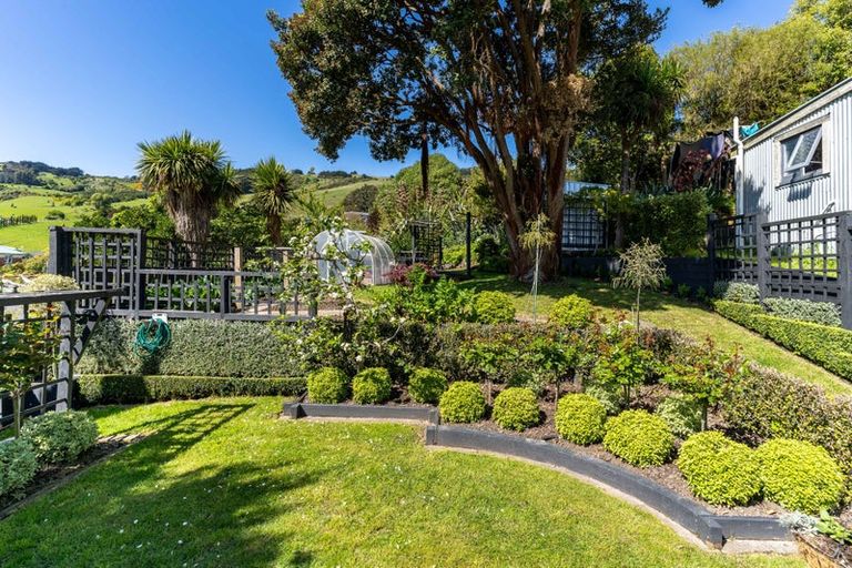 Photo of property in 40 Marine Parade, Macandrew Bay, Dunedin, 9014