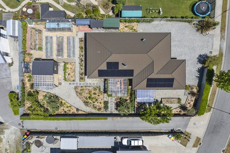 Photo of property in 44 Quinnat Street, Albert Town, Wanaka, 9305