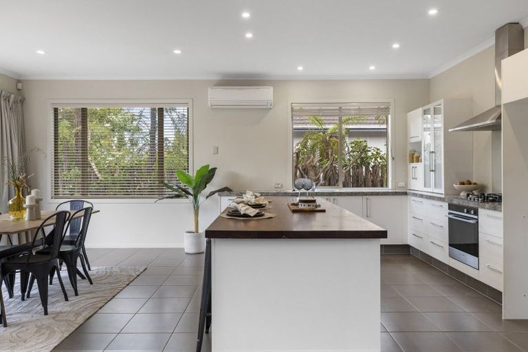 Photo of property in 2/745 Acacia Bay Road, Acacia Bay, Taupo, 3330