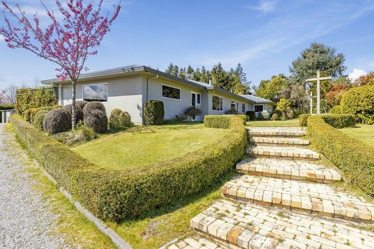 Photo of property in 93 Acacia Heights Drive, Acacia Bay, Taupo, 3385