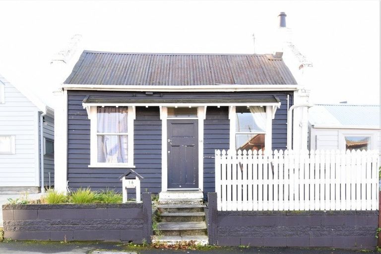 Photo of property in 16 Titan Street, North Dunedin, Dunedin, 9016