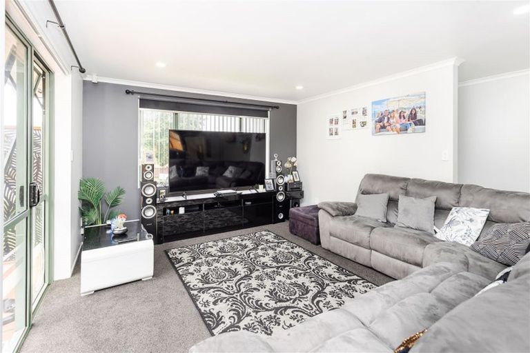 Photo of property in 31 Antrim Place, Nawton, Hamilton, 3200