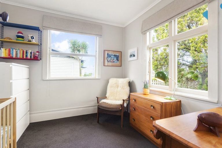 Photo of property in 19 Rimu Street, New Lynn, Auckland, 0600