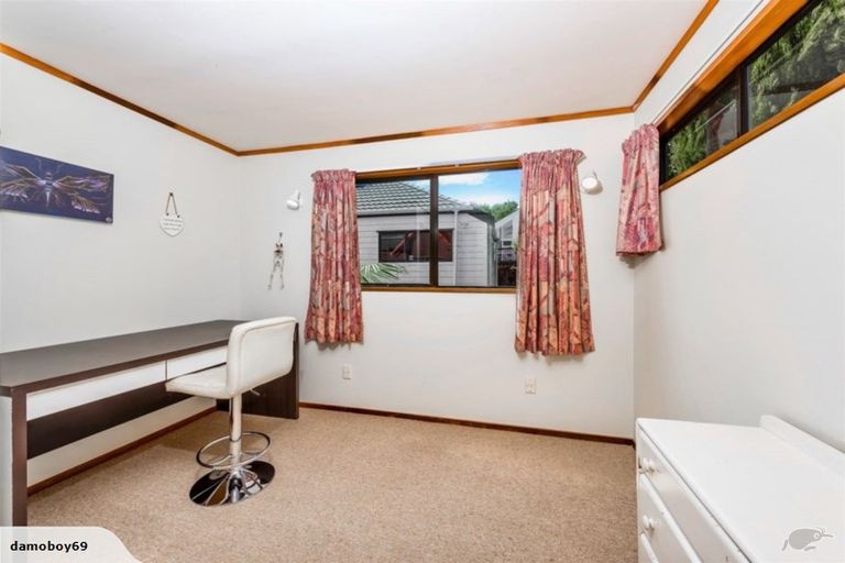 Photo of property in 1/3 Lynngate Place, Hillcrest, Auckland, 0627