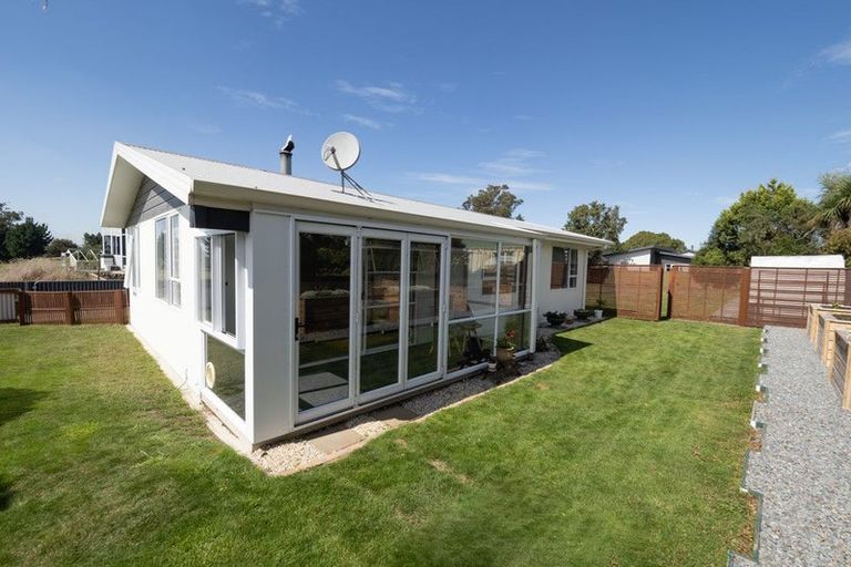 Photo of property in 24 Rakaia Terrace, Rakaia, 7710