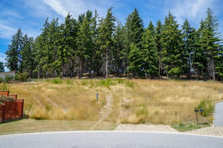 Photo of property in 7 Pearce Place, Wanaka, 9305