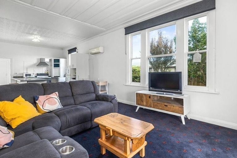 Photo of property in 61 Wesley Street, South Dunedin, Dunedin, 9012