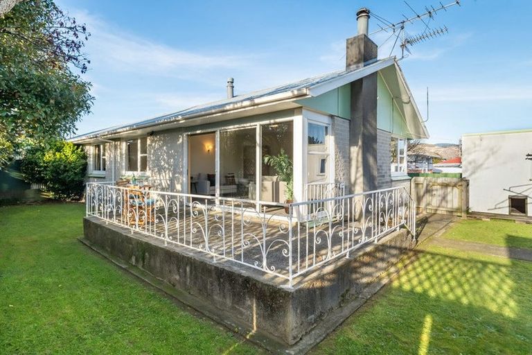 Photo of property in 29 Merton Street, Trentham, Upper Hutt, 5018