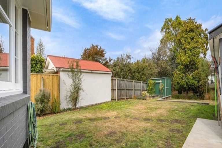 Photo of property in 11a Palmside Street, Somerfield, Christchurch, 8024
