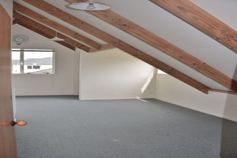 Photo of property in 13 Noel Williams Place, Windsor Park, Auckland, 0630