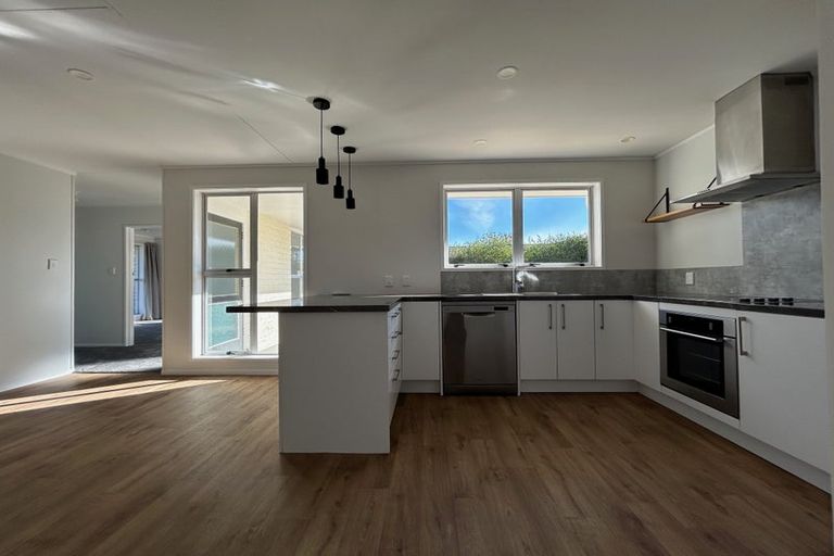 Photo of property in 2 Karaka Street, Inglewood, 4330