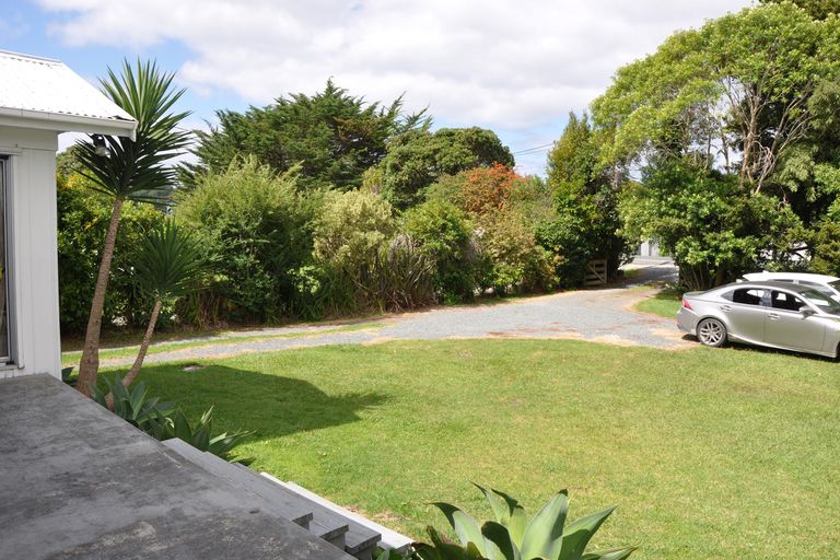 Photo of property in 398 Leigh Road, Whangateau, Warkworth, 0985