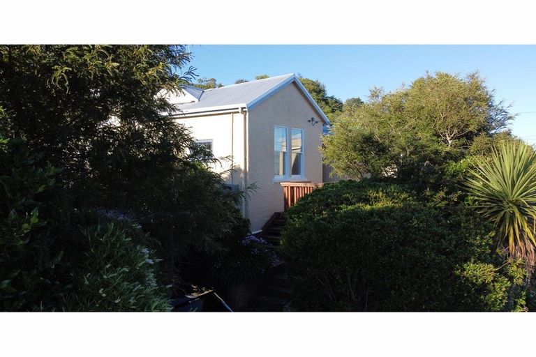 Photo of property in 51 Manapouri Street, Ravensbourne, Dunedin, 9022