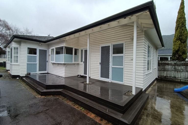 Photo of property in 8 Norton Park Avenue, Fairfield, Lower Hutt, 5011