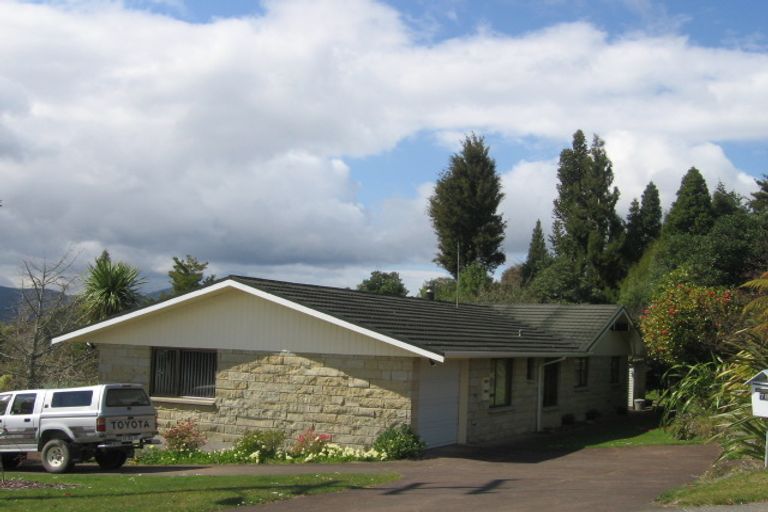 Photo of property in 76 Utuhina Road, Springfield, Rotorua, 3015