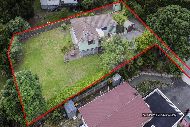 Photo of property in 10 Glenbervie Crescent, Massey, Auckland, 0614