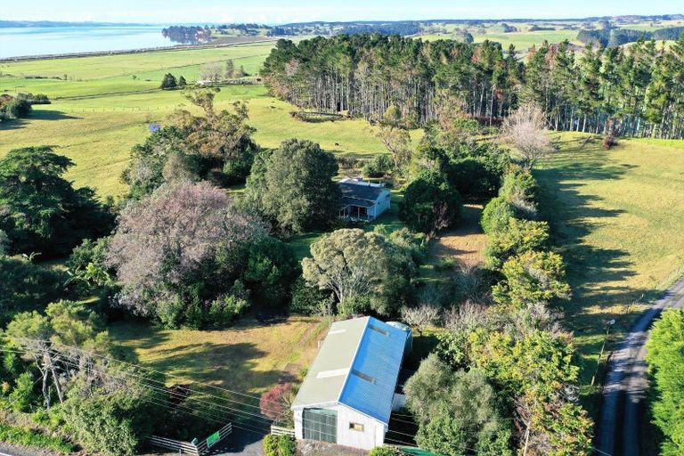 Photo of property in 3156 Pouto Road, Te Kopuru, 0391