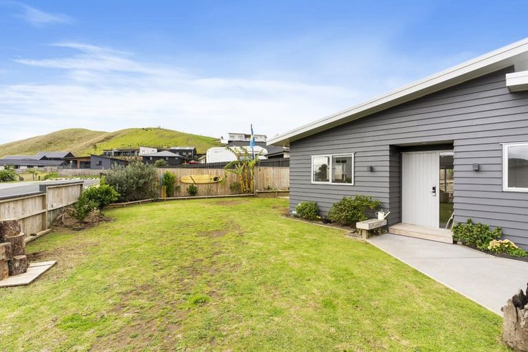 Photo of property in 13 Manatu Close, Whangamata, 3691
