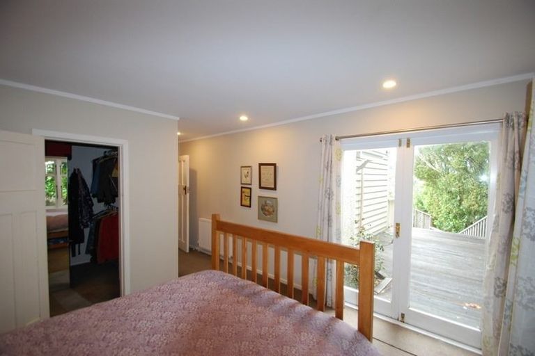 Photo of property in 38 Homewood Avenue, Karori, Wellington, 6012