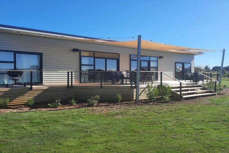 Photo of property in 3 Kanuka Drive, Waitarere, Levin, 5510