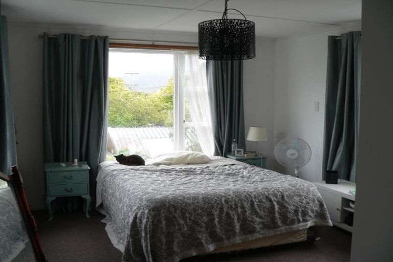 Photo of property in 140 Epuni Street, Epuni, Lower Hutt, 5011