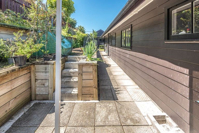 Photo of property in 2 Montgomery Road, Otamatea, Whanganui, 4501
