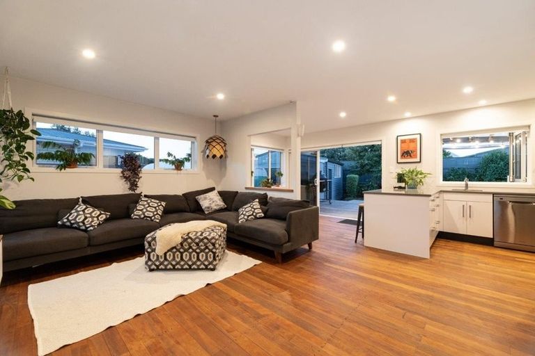 Photo of property in 5 Harris Street, Mount Maunganui, 3116