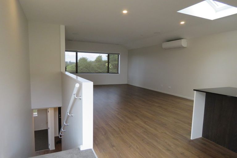 Photo of property in 191a Golf Road, Titirangi, Auckland, 0604