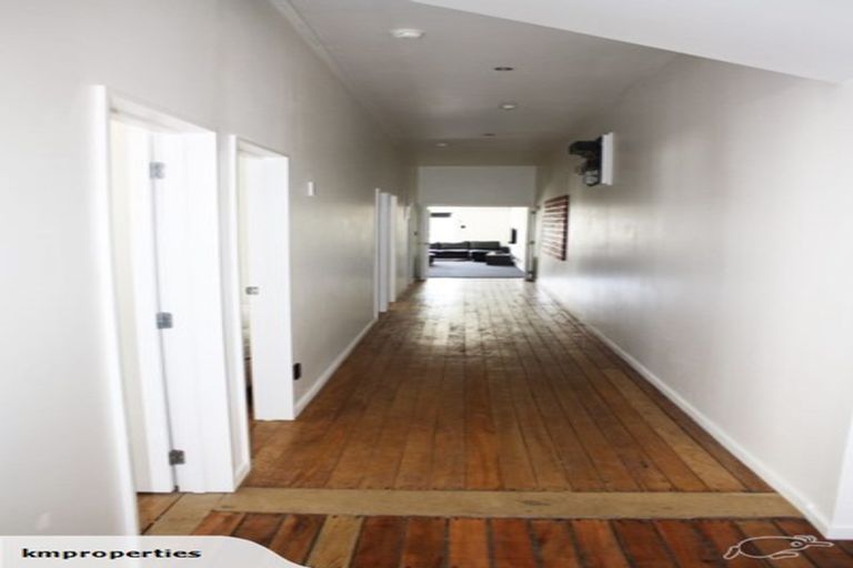 Photo of property in 227 Bealey Avenue, Christchurch Central, Christchurch, 8013