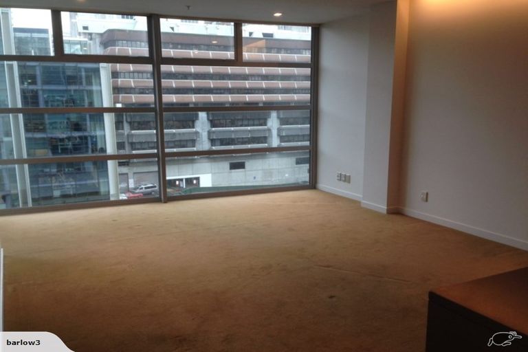 Photo of property in 9 Chews Lane, Wellington Central, Wellington, 6011