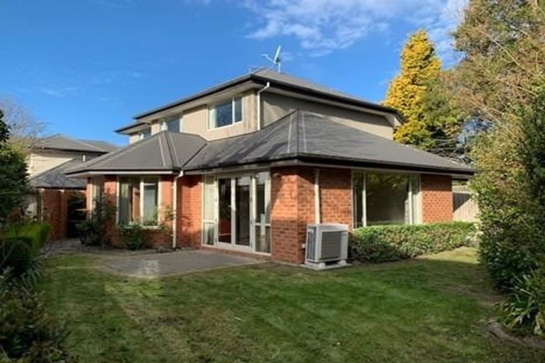 Photo of property in 7a Westburn Terrace, Burnside, Christchurch, 8041