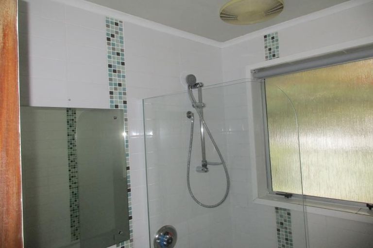 Photo of property in 27a Thomas Street, Stokes Valley, Lower Hutt, 5019