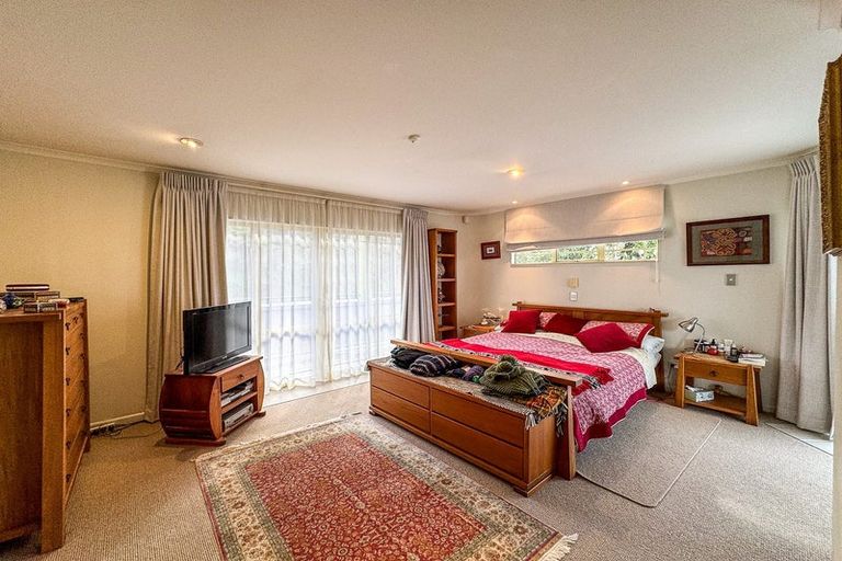 Photo of property in 2/3 Oban Road, Browns Bay, Auckland, 0630