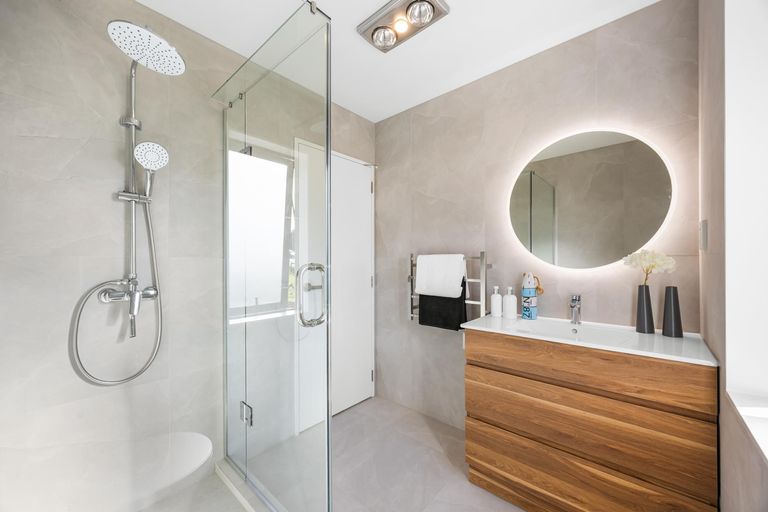 Photo of property in 12 Nanjing Road, Pukekohe, 2120