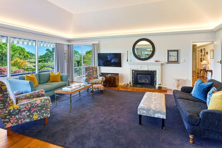 Photo of property in 52-56 Winara Avenue, Waikanae, 5036