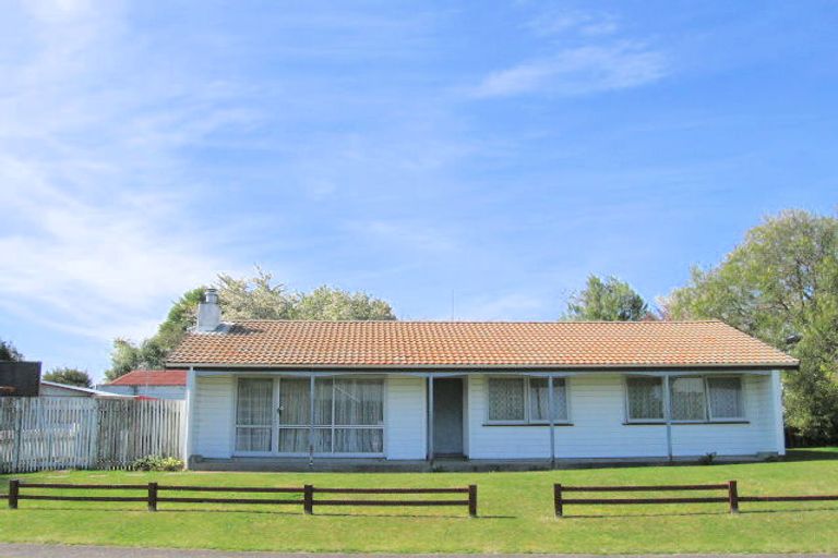 Photo of property in 1 Adam Place, Mangakakahi, Rotorua, 3015