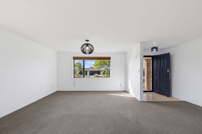 Photo of property in 46 Riverside Drive, Waiuku, 2123