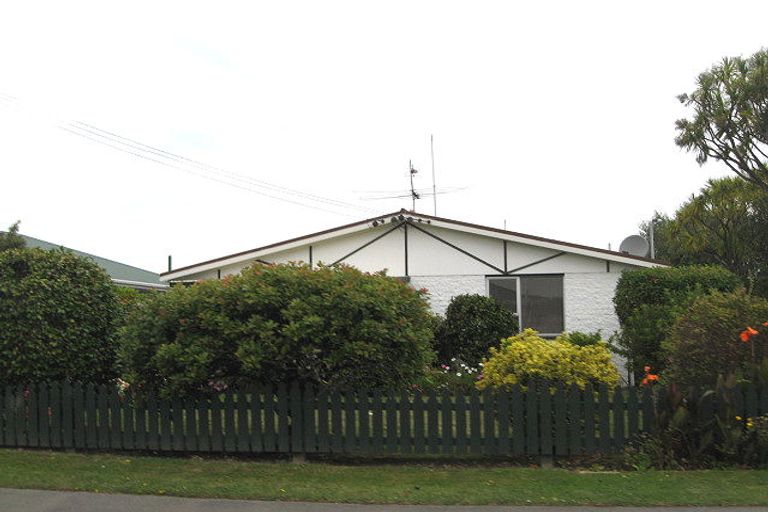 Photo of property in 21 Cedars Street, Hoon Hay, Christchurch, 8025