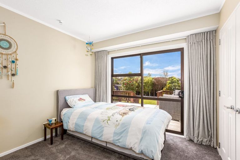 Photo of property in 3 Eclipse Lane, Whitby, Porirua, 5024