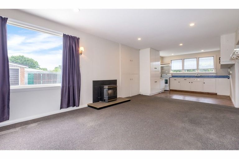 Photo of property in 6 Strathfield Avenue, Dallington, Christchurch, 8061