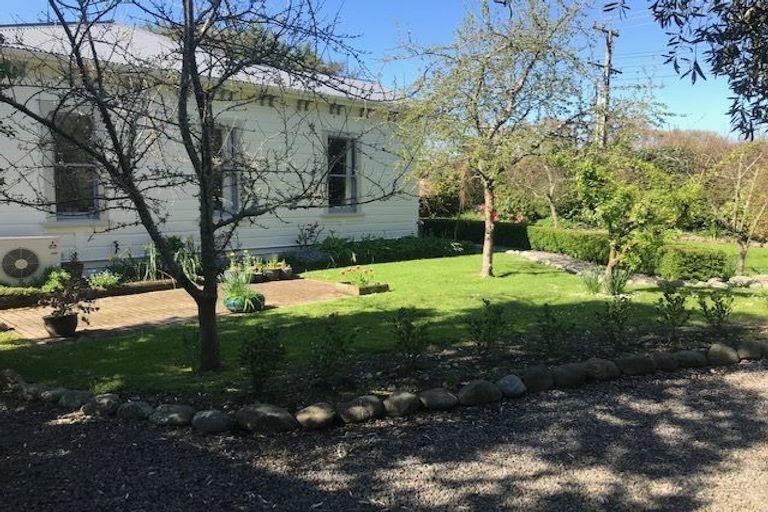 Photo of property in 97 Kuratawhiti Street, Greytown, 5794