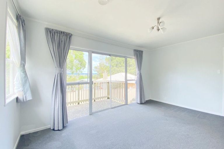 Photo of property in 63 Rehia Road, Massey, Auckland, 0614