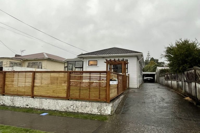 Photo of property in 43 Tokomaru Street, Welbourn, New Plymouth, 4312